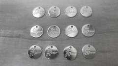 chapita con logo - Medida 15 mm de diametro x 1000 unidades - tienda online