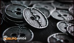 Boton de metal med 44 ( 28 mm ) ( Art 20064 ) x 24 unidades - color PLATA VIEJA - CON 2 AGUJEROS
