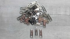 Tiracierre con logo - Medida 30 x 10 mm x 1000 unidades