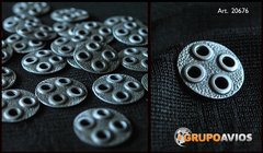 Boton de metal med 54 ( 34 mm ) ( Art 20676 ) x 24 unidades - color PLATA VIEJA- CON 4 AGUJEROS