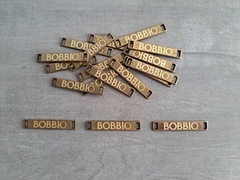 chapita con logo - Medida 35 x 6 mm ( Art 3885 ) x 1000 unidades - SISTEMA LASER - comprar online