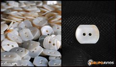 Boton de NACAR RECTANGULAR med 20 ( 13 mm ) ( Art 40006 ) color blanco x 144 unidades