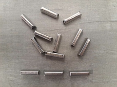 PUNTERA METALICA para cordones CON LOGO x 1000 unidades - SISTEMA LASER - GRUPO AVIOS