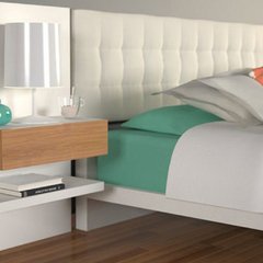 Base de cama y respaldo con tachas a medida 2