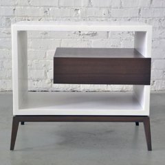 Mesa de Luz blanca y marrón con estante flotante a medida 07