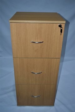 Archivo de 3 cajones para carpetas colgantes.