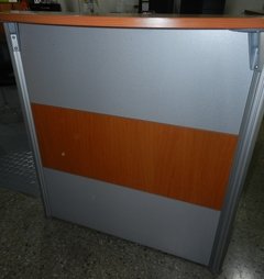 Mostrador con escritorio en internet