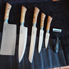 Imagen de Funda para Utensilios con set cuchillos de acero más pelador