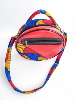 Bolsa Redonda Afra Isis_ Vermelho_Tecido Africano_Out/Inv 2022 - AFRA Design