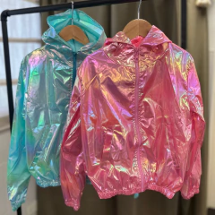 Campera Rompeviento Tornasol