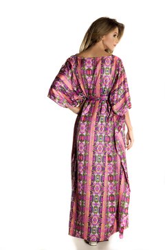 Kaftan longo em cetim de seda na internet