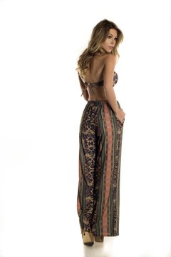 Calça pantalona em malha na internet