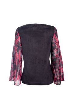 Blusa em suede com mangas esvoaçantes em musseline de seda na internet
