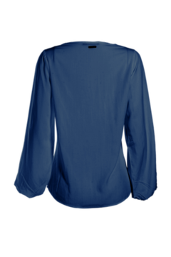 Blusa em viscose com detalhe em botoes - Donna Brasiliana
