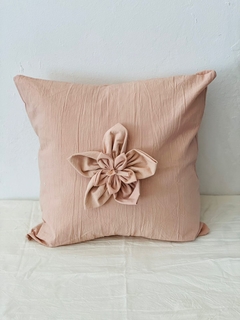 ALMOHADON TUSOR CON FLOR
