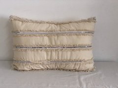 ALMOHADON RECTANGULAR CON LENTEJUELAS