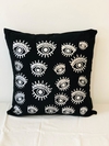ALMOHADON TUSOR CON OJITOS
