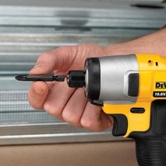 Atornillador De Impacto 12v Dewalt Dcf815s2 - comprar online