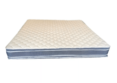 COMBO SIENA -- COLCHON Y SOMMIER KING SIZE EN RESORTES 180 X 190 + 1 RESPALDO + 1 COLCHA + 1 CUBRE COLCHON + 2 ALMOHADAS