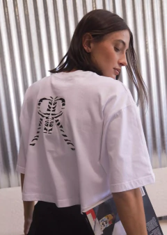 REMERA DOHA - OFF WHITE