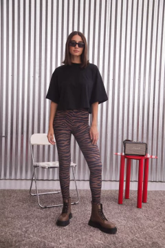 REMERA DOHA - BLACK - tienda online