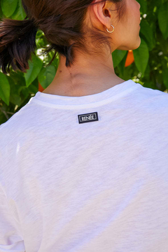REMERA OPORTO - OFF WHITE - Chunchon