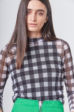 POLERA CHECKER - NEGRO en internet