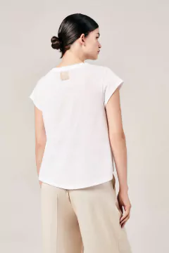 REMERA BLOOMING en internet