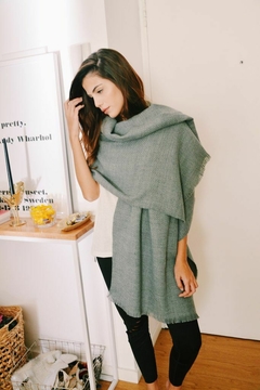 Imagen de BUFANDA PLAIN GREY