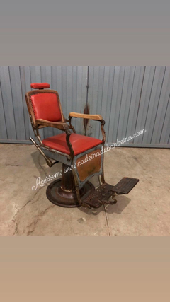 Cadeira de Barbeiro Antiga - Ferrante