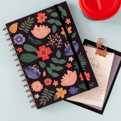 Cuaderno A5 Flores Negras