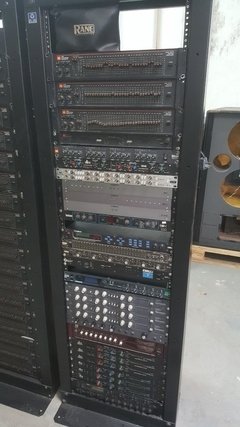 REMATE DE EQUIPOS DE SONIDO PARA ESPECTACULOS - JUEVES 4/4