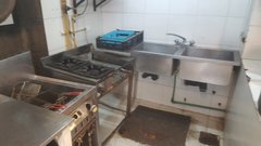 GRAN RESTAURANTE en PARQUE LELOIR REMATE JUEVES 2/5
