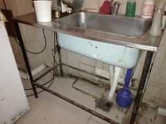 MUY BUEN REMATE CAFETERIA HELADERIA EL JUEVES 25/4 - REMATES GASTRONOMICOS - REMATES ON LINE - FONDOS DE COMERCIO - SUBASTAS ON LINE