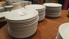 Imagen de EXCELENTE SALON DE FIESTAS – SEMINUEVAS INSTALACIONES - REMATE GASTRONÓMICO EL MARTES 16/3/2021