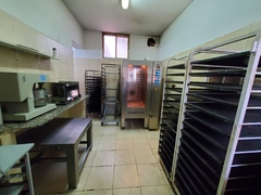 TAKE AWAY con ELABORACIÓN – SEMINUEVAS INSTALACIONES - REMATE EL MARTES 14/6/22 - comprar online