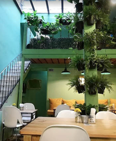 CAFÉ & BRUNCH – MUY BUENAS INSTALACIONES – REMATE ON LINE el JUEVES 17/03/2022 en internet