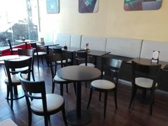 MUY BUEN REMATE CAFETERIA HELADERIA EL JUEVES 25/4 en internet