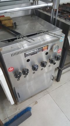 Imagen de SALON DE EVENTOS EN TORTUGUITAS - REMATE GASTRONOMICO EL LUNES 13/5