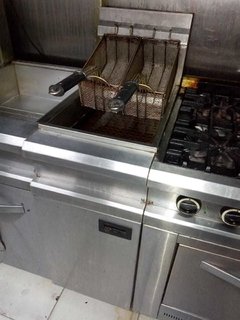 DINER RESTO en TORTUGUITAS - REMATE GASTRONOMICO EL JUEVES 12/3/2020 - comprar online