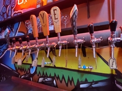 CERVECERÍA & HAMBURGUESERÍA – MUY BUENAS INSTALACIONES – REMATE el MARTES 19/04/2022
