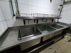 RESTAURANTE para 400 PERSONAS – INSTALACIONES COMPLETAS - REMATE EL JUEVES 27/10/22 en internet
