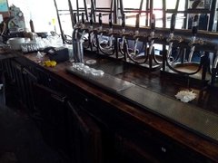 CERVECERIA en CITY BELL - LA PLATA - REMATE GASTRONOMICO EL MIERC 10/7