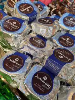 Juaninno Caja Alfajores X6 unidades Variados en internet