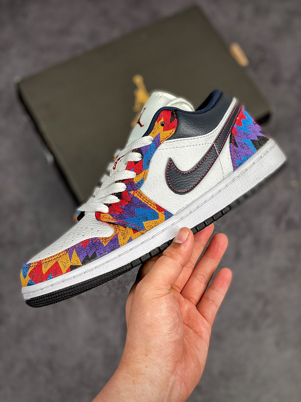 aj1 low sweater