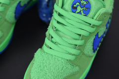 Imagem do Nike SB Dunk Low X Grateful Dead Bears "Green"