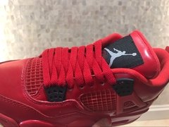 Tênis Air Jordan 4 "Fire Red Singles Day" na internet