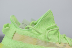 Tênis Adidas Yeezy Boost 350 V2 "Glow in the Dark" - loja online