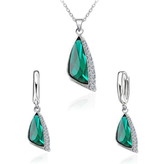 Set aretes austrain verde (aretes + colgante) - comprar en línea