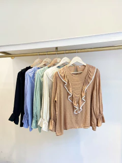 Blusa LAPOEM en internet